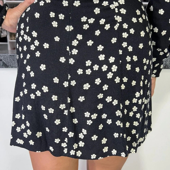 Reformation Black Sharon Full Sleeve White Garland Dress $185 - Picture 10 of 13